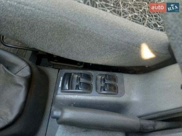 Чорний Деу Ланос, об'ємом двигуна 1.5 л та пробігом 184 тис. км за 3000 $, фото 1 на Automoto.ua