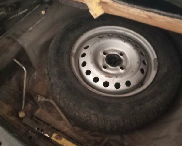 Чорний Деу Ланос, об'ємом двигуна 1.5 л та пробігом 157 тис. км за 1650 $, фото 2 на Automoto.ua