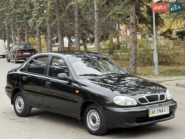 Чорний Деу Ланос, об'ємом двигуна 1.4 л та пробігом 89 тис. км за 2999 $, фото 2 на Automoto.ua