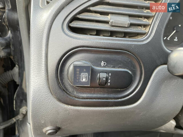 Черный Дэу Ланос, объемом двигателя 1.5 л и пробегом 122 тыс. км за 2950 $, фото 51 на Automoto.ua