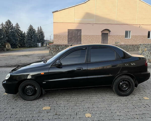 Черный Дэу Ланос, объемом двигателя 1.5 л и пробегом 156 тыс. км за 3200 $, фото 3 на Automoto.ua