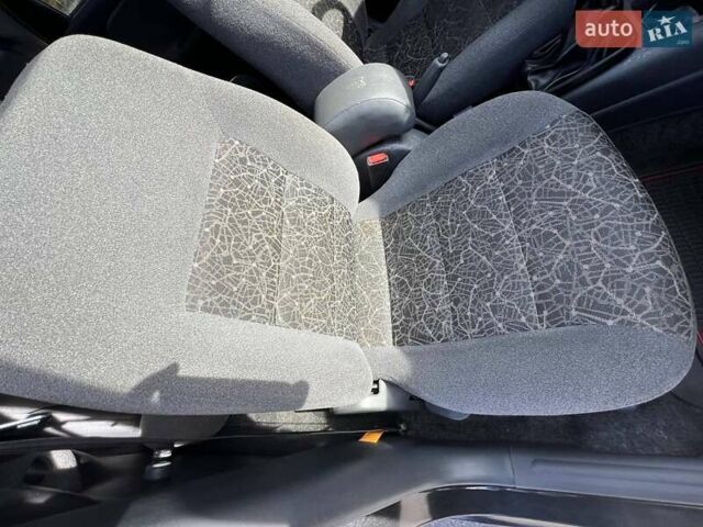 Черный Дэу Ланос, объемом двигателя 1.6 л и пробегом 137 тыс. км за 3600 $, фото 18 на Automoto.ua