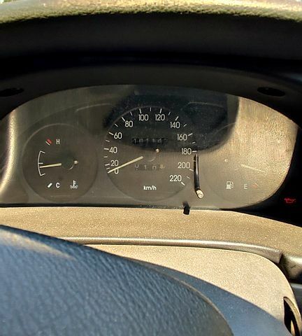 Черный Дэу Ланос, объемом двигателя 1.5 л и пробегом 161 тыс. км за 2100 $, фото 5 на Automoto.ua