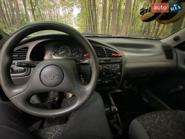 Черный Дэу Ланос, объемом двигателя 1.5 л и пробегом 210 тыс. км за 2700 $, фото 16 на Automoto.ua