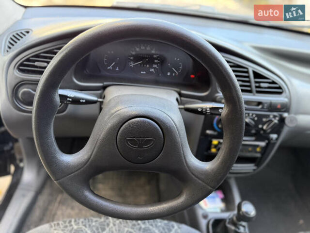 Черный Дэу Ланос, объемом двигателя 1.5 л и пробегом 100 тыс. км за 2900 $, фото 15 на Automoto.ua