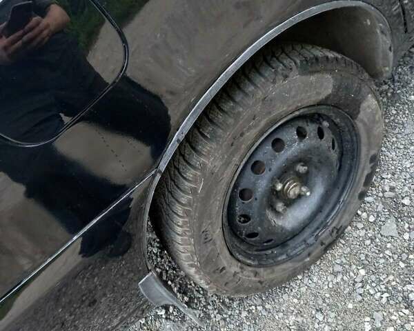 Чорний Деу Ланос, об'ємом двигуна 1.5 л та пробігом 300 тис. км за 3200 $, фото 4 на Automoto.ua