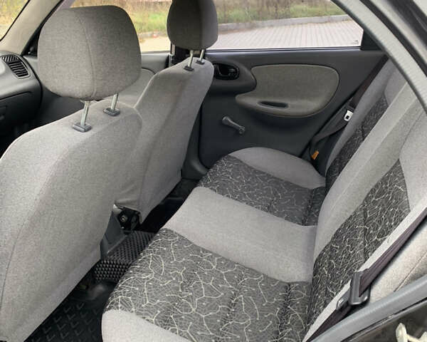 Чорний Деу Ланос, об'ємом двигуна 1.5 л та пробігом 180 тис. км за 2650 $, фото 16 на Automoto.ua