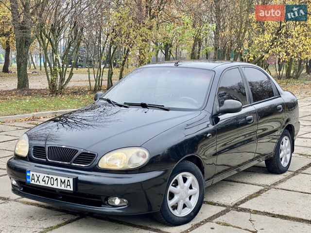 Черный Дэу Ланос, объемом двигателя 1.5 л и пробегом 198 тыс. км за 2500 $, фото 3 на Automoto.ua