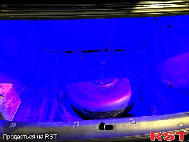 Черный Дэу Ланос, объемом двигателя 1.5 л и пробегом 292 тыс. км за 2300 $, фото 5 на Automoto.ua