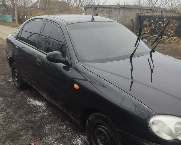 Чорний Деу Ланос, об'ємом двигуна 1.5 л та пробігом 220 тис. км за 2000 $, фото 4 на Automoto.ua