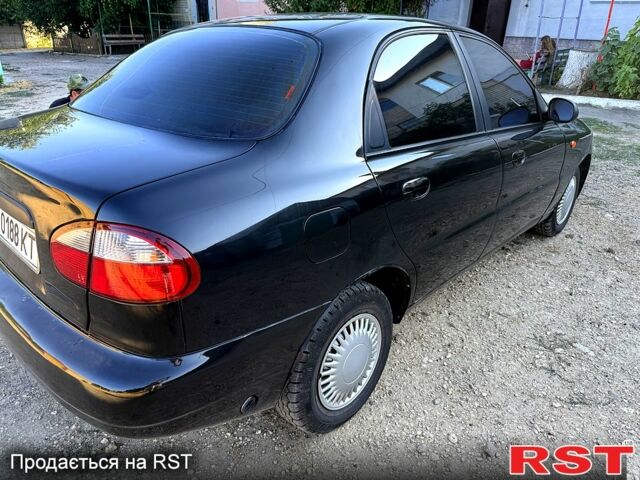 Черный Дэу Ланос, объемом двигателя 1.5 л и пробегом 200 тыс. км за 2700 $, фото 4 на Automoto.ua