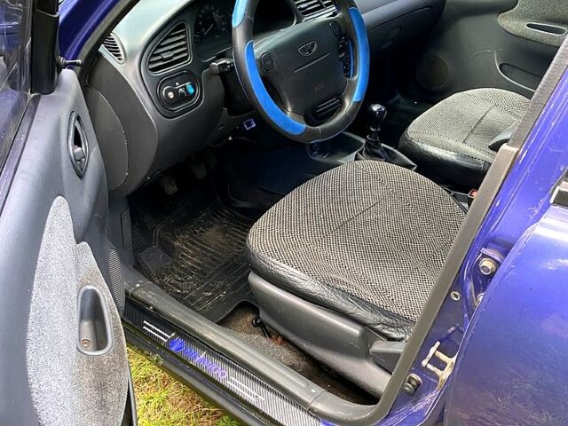 Фиолетовый Дэу Ланос, объемом двигателя 1.5 л и пробегом 400 тыс. км за 1500 $, фото 8 на Automoto.ua