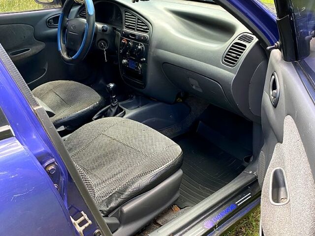 Фиолетовый Дэу Ланос, объемом двигателя 1.5 л и пробегом 400 тыс. км за 1500 $, фото 9 на Automoto.ua