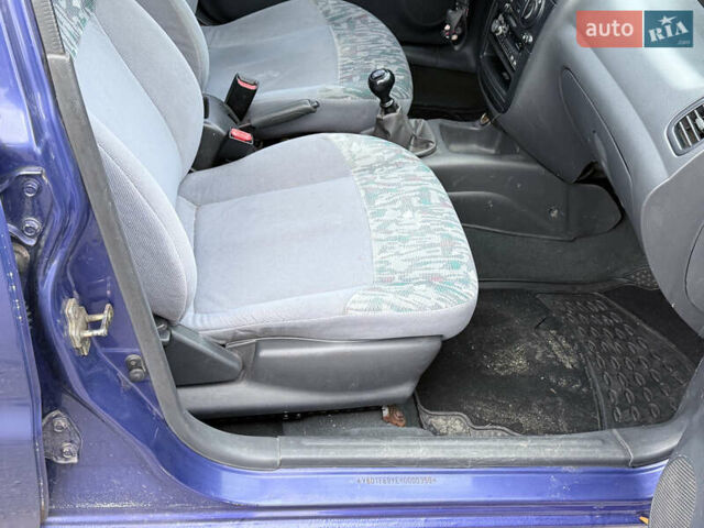 Фиолетовый Дэу Ланос, объемом двигателя 1.5 л и пробегом 190 тыс. км за 1850 $, фото 4 на Automoto.ua