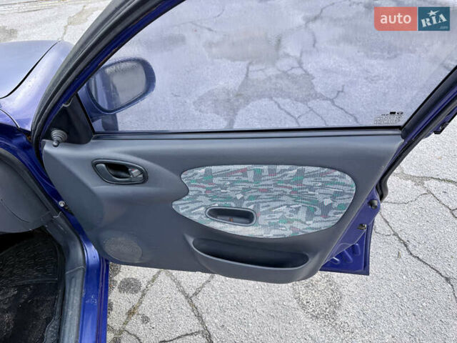 Фіолетовий Деу Ланос, об'ємом двигуна 1.5 л та пробігом 190 тис. км за 1850 $, фото 5 на Automoto.ua