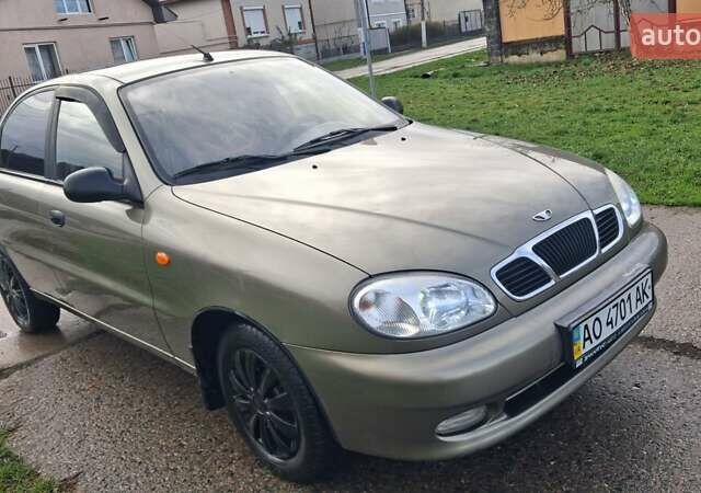 Коричневый Дэу Ланос, объемом двигателя 1.4 л и пробегом 150 тыс. км за 1750 $, фото 1 на Automoto.ua