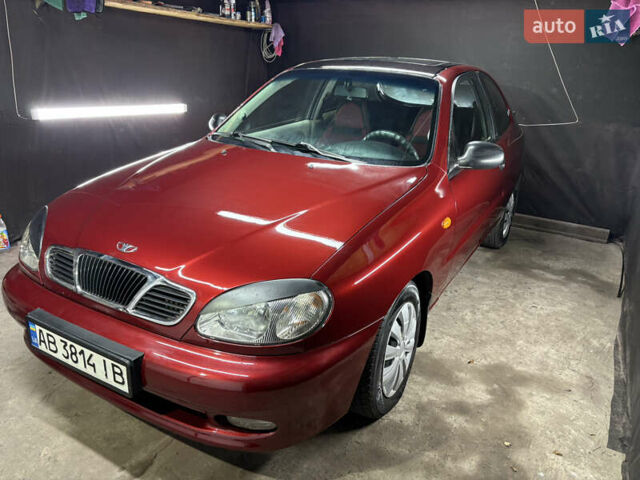 Красный Дэу Ланос, объемом двигателя 1.6 л и пробегом 200 тыс. км за 2000 $, фото 2 на Automoto.ua