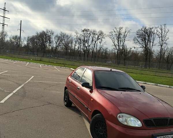 Червоний Деу Ланос, об'ємом двигуна 1.5 л та пробігом 400 тис. км за 2600 $, фото 2 на Automoto.ua