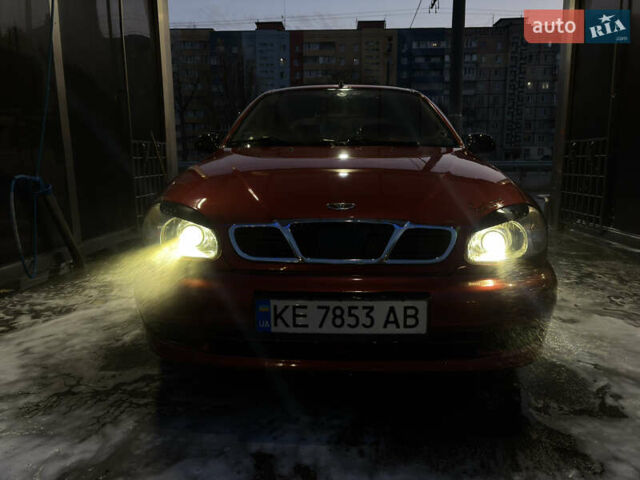 Червоний Деу Ланос, об'ємом двигуна 1.5 л та пробігом 251 тис. км за 2000 $, фото 5 на Automoto.ua