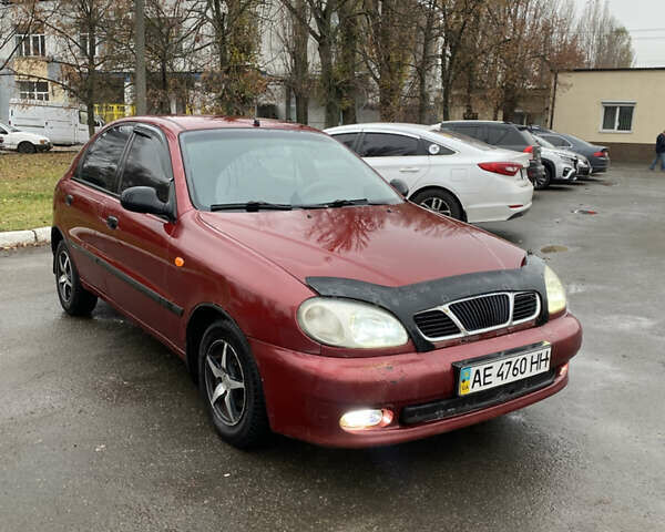 Красный Дэу Ланос, объемом двигателя 1.5 л и пробегом 350 тыс. км за 1399 $, фото 3 на Automoto.ua