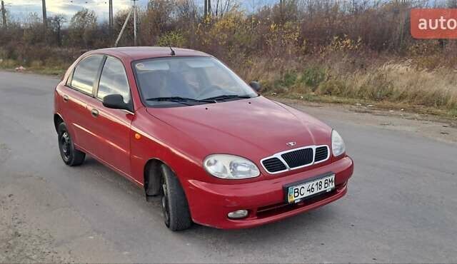 Дэу Ланос 2008 в Стрые на Automoto.ua Красный Дэу Ланос, объемом двигателя 1.5 л и пробегом 175 тыс. км за 1799 $, фото 3 на Automoto.ua