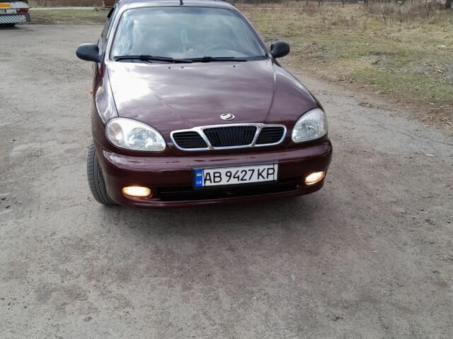 Красный Дэу Ланос, объемом двигателя 1.6 л и пробегом 172 тыс. км за 2999 $, фото 1 на Automoto.ua