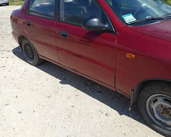 Червоний Деу Ланос, об'ємом двигуна 1.5 л та пробігом 160 тис. км за 750 $, фото 2 на Automoto.ua