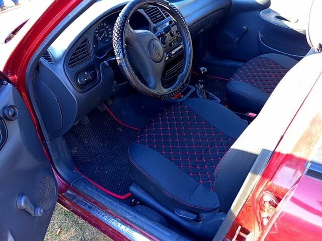 Красный Дэу Ланос, объемом двигателя 1.5 л и пробегом 0 тыс. км за 3000 $, фото 6 на Automoto.ua