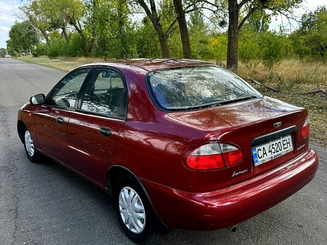 Красный Дэу Ланос, объемом двигателя 1.5 л и пробегом 213 тыс. км за 2599 $, фото 4 на Automoto.ua