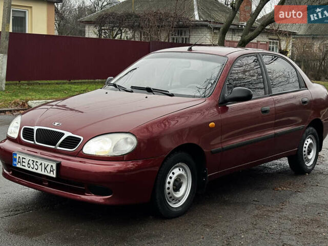 Красный Дэу Ланос, объемом двигателя 1.5 л и пробегом 139 тыс. км за 2600 $, фото 1 на Automoto.ua