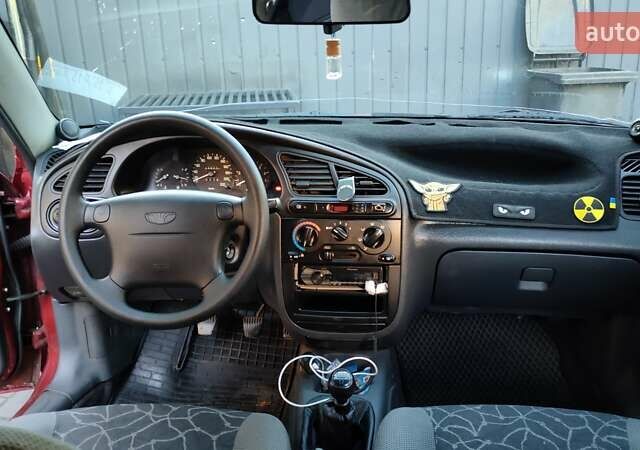 Червоний Деу Ланос, об'ємом двигуна 1.5 л та пробігом 275 тис. км за 3300 $, фото 10 на Automoto.ua