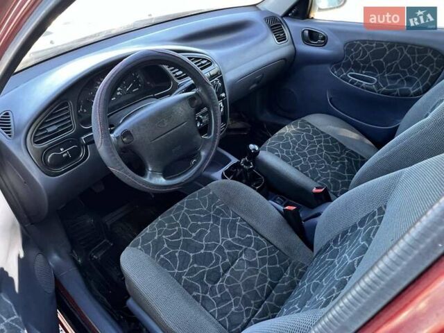 Червоний Деу Ланос, об'ємом двигуна 1.6 л та пробігом 277 тис. км за 1750 $, фото 18 на Automoto.ua