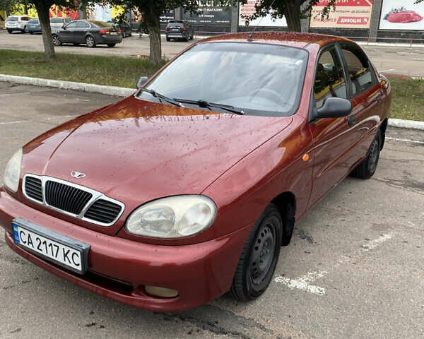 Красный Дэу Ланос, объемом двигателя 1.5 л и пробегом 264 тыс. км за 2800 $, фото 1 на Automoto.ua