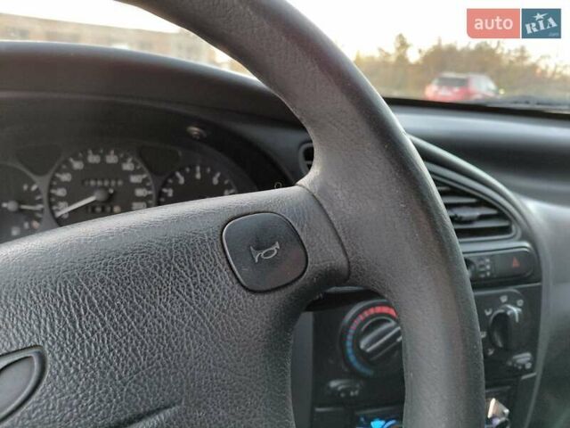 Червоний Деу Ланос, об'ємом двигуна 1.6 л та пробігом 240 тис. км за 2999 $, фото 13 на Automoto.ua