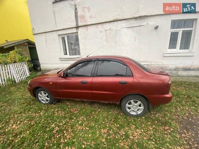 Красный Дэу Ланос, объемом двигателя 1.6 л и пробегом 297 тыс. км за 2500 $, фото 1 на Automoto.ua