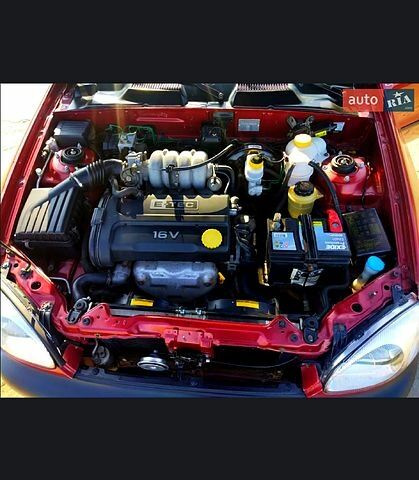 Червоний Деу Ланос, об'ємом двигуна 1.6 л та пробігом 175 тис. км за 2500 $, фото 1 на Automoto.ua