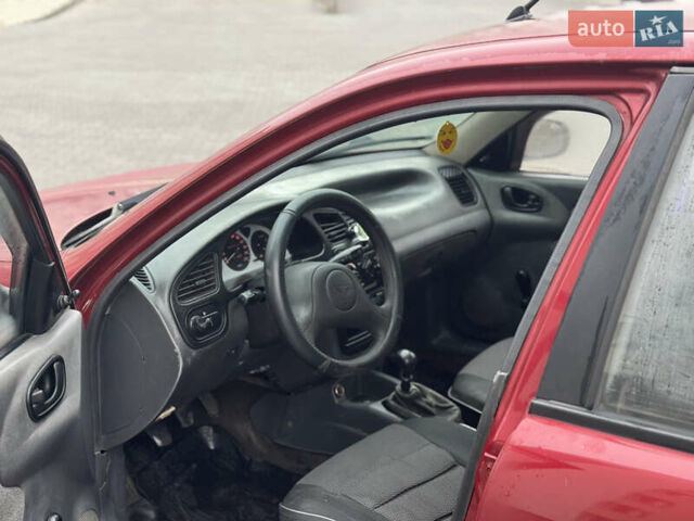 Красный Дэу Ланос, объемом двигателя 0 л и пробегом 500 тыс. км за 850 $, фото 7 на Automoto.ua