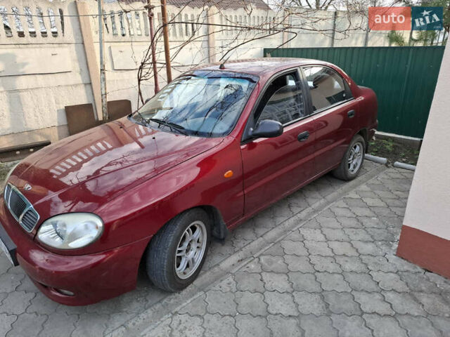 Красный Дэу Ланос, объемом двигателя 1.5 л и пробегом 228 тыс. км за 2999 $, фото 2 на Automoto.ua