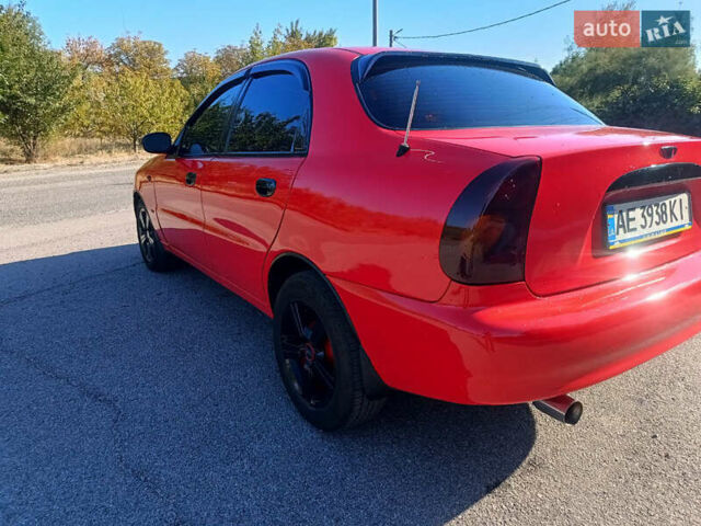 Красный Дэу Ланос, объемом двигателя 1.6 л и пробегом 187 тыс. км за 3150 $, фото 5 на Automoto.ua