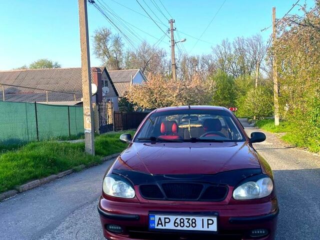 Красный Дэу Ланос, объемом двигателя 1.5 л и пробегом 200 тыс. км за 2800 $, фото 2 на Automoto.ua