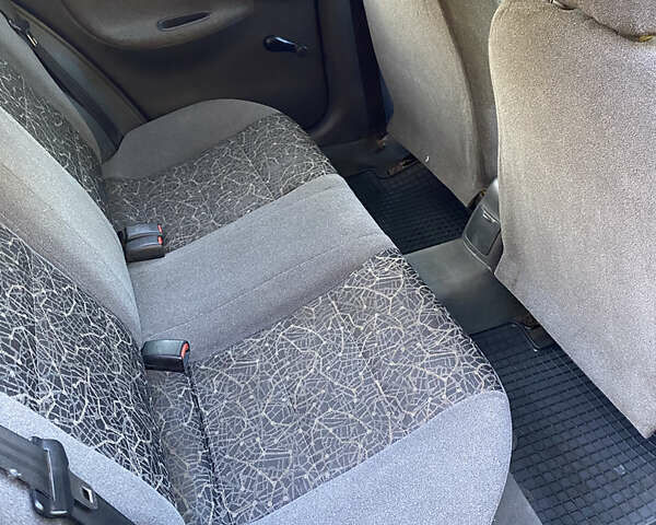 Деу Ланос 2005 у Коломаке на Automoto.ua Червоний Деу Ланос, об'ємом двигуна 1.5 л та пробігом 320 тис. км за 1700 $, фото 7 на Automoto.ua