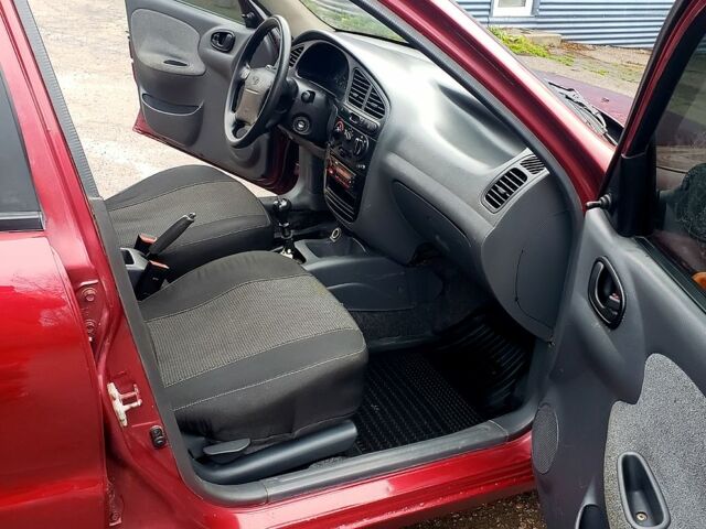 Червоний Деу Ланос, об'ємом двигуна 1.5 л та пробігом 237 тис. км за 1900 $, фото 9 на Automoto.ua