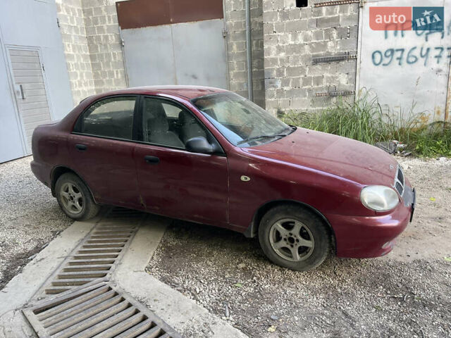 Красный Дэу Ланос, объемом двигателя 1.5 л и пробегом 195 тыс. км за 1050 $, фото 5 на Automoto.ua