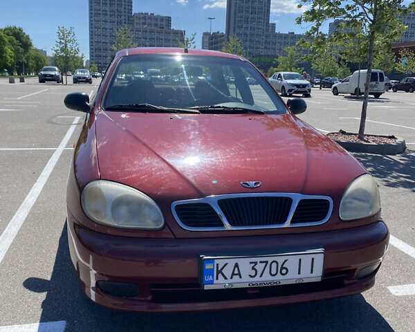 Красный Дэу Ланос, объемом двигателя 1.5 л и пробегом 360 тыс. км за 2400 $, фото 1 на Automoto.ua