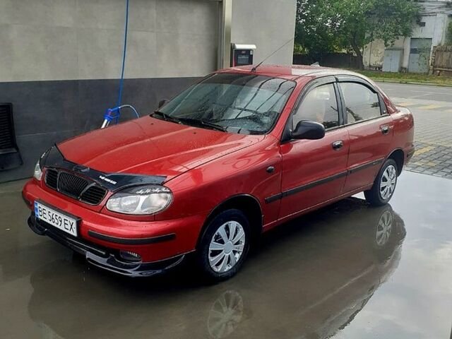 Красный Дэу Ланос, объемом двигателя 1.5 л и пробегом 220 тыс. км за 2200 $, фото 3 на Automoto.ua
