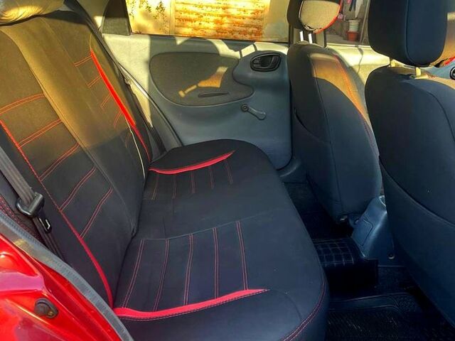 Красный Дэу Ланос, объемом двигателя 1.5 л и пробегом 200 тыс. км за 2800 $, фото 7 на Automoto.ua