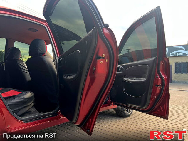 Красный Дэу Ланос, объемом двигателя 1.5 л и пробегом 258 тыс. км за 2650 $, фото 5 на Automoto.ua