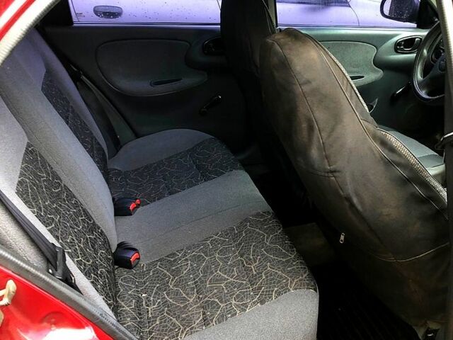 Червоний Деу Ланос, об'ємом двигуна 1.5 л та пробігом 190 тис. км за 1950 $, фото 7 на Automoto.ua