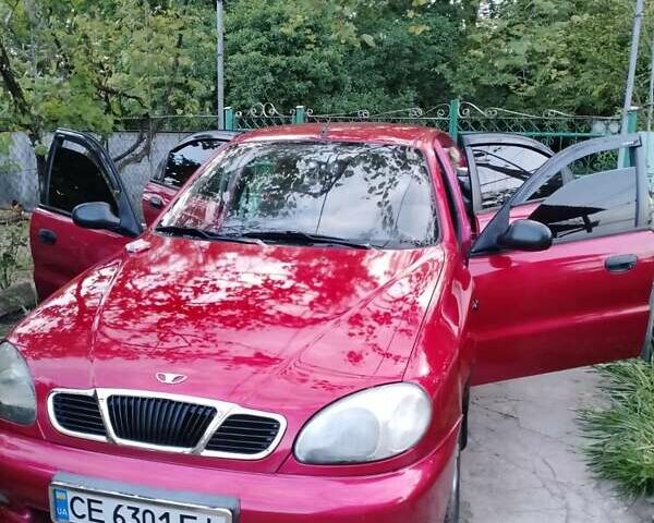 Красный Дэу Ланос, объемом двигателя 1.5 л и пробегом 328 тыс. км за 2700 $, фото 1 на Automoto.ua
