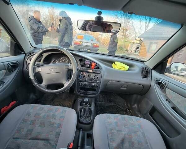 Червоний Деу Ланос, об'ємом двигуна 1.5 л та пробігом 470 тис. км за 1500 $, фото 1 на Automoto.ua